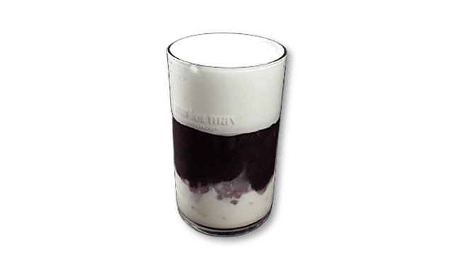 Blueberry Yoyo (Buah segar dengan yogurt buatan sendiri dan busa susu lembut) 1