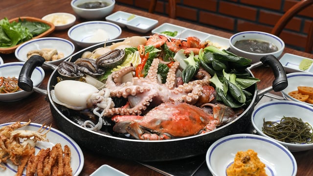 Spicy Seafood Stew 1