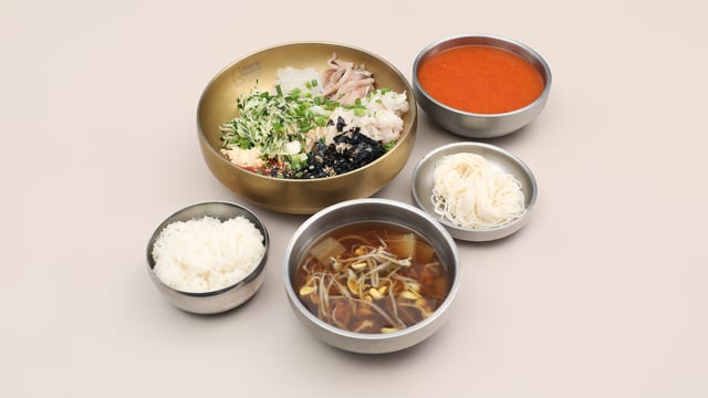 3 Combo Sliced Raw Fish in Cold Broth 1