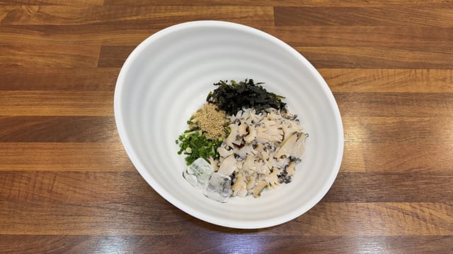 Zuppa fredda di abalone crudo 1