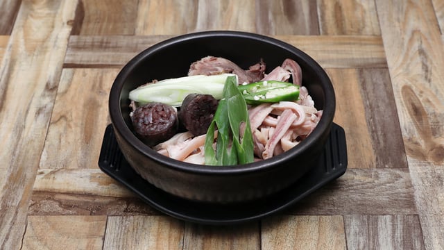 Pork Offal and Rice Soup 1