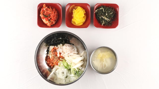 Raw Fish Bibimbap 1