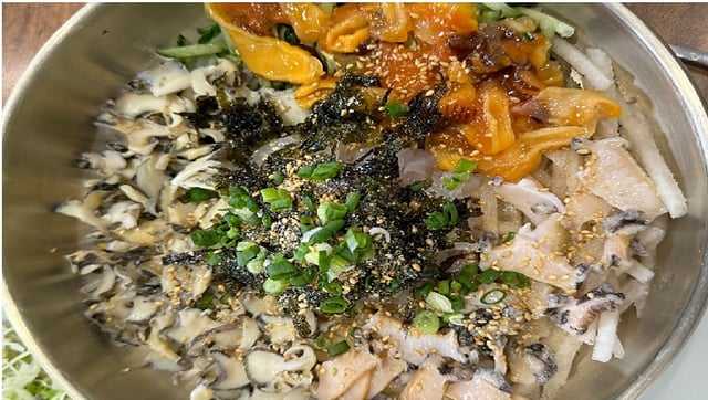 Special Sliced Raw Fish in Cold Broth 1