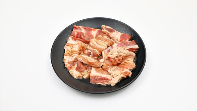 Iga Babi Panggang dengan Bumbu Kecap 1