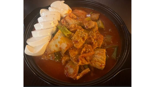 Tocăniță de fasole moale și Kimchi 1