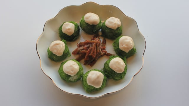 Seaweed Rice Ball 1