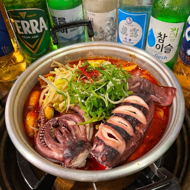 Spicy Beef Brisket Noodle Soup with Whole Squid 1