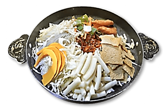 Extremely Spicy Tteokbokki 1