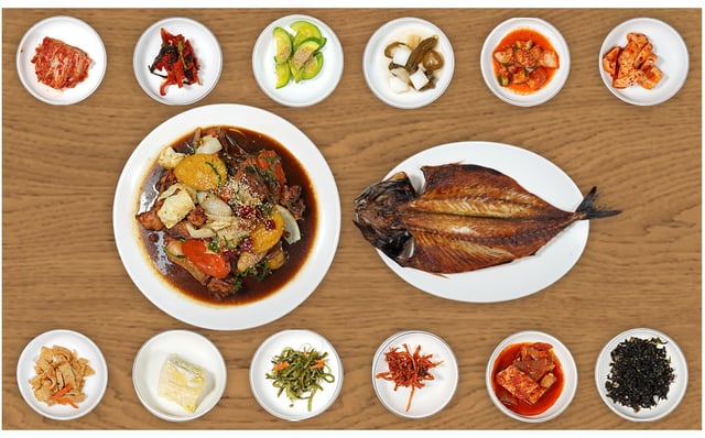 Andong-style dušen piščanec Set Menu 1