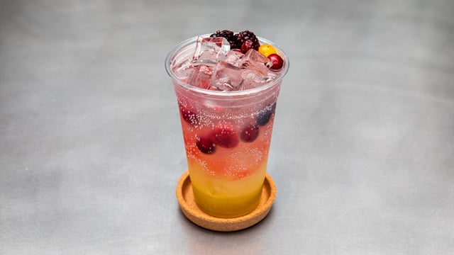 Berry Lime Sparkling Water 1