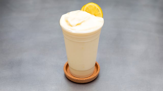 Mango Lemon Yogurt Smoothie 1