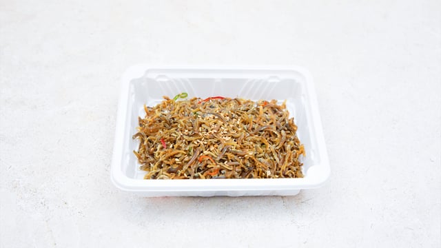 Cá cơm khô xào 1