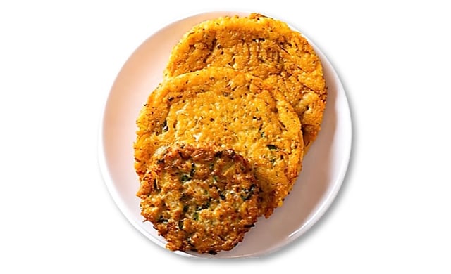 2 مونگ دال پین کیک + 1 پورک پیٹی 1