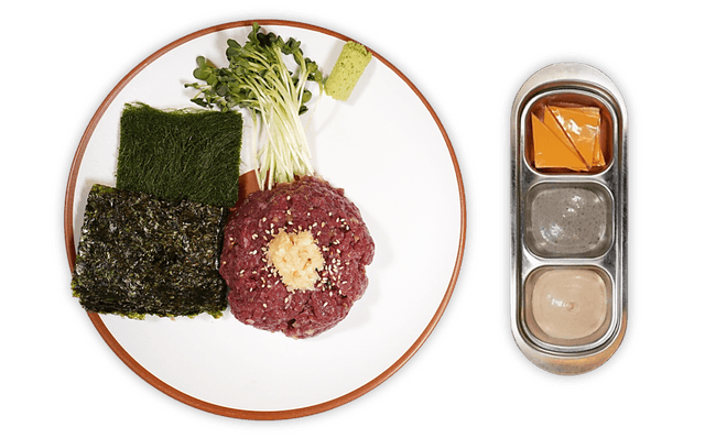 Hvidløgskrydret råt oksekød (Beef Tartare) 1