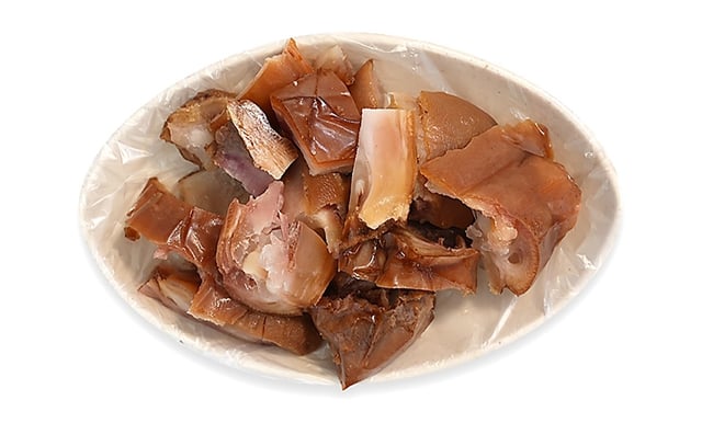 Braised Pigs' Feet 1