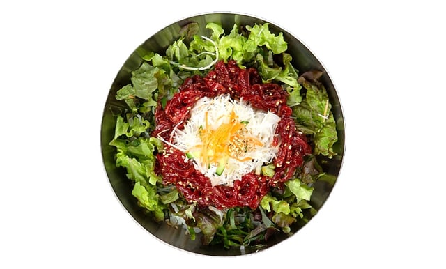 بیبیمباپ با تارتار گوشت گاو 1