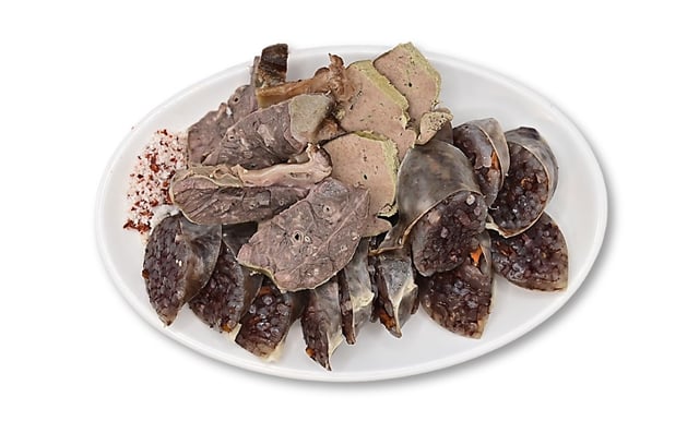 Plněná Korejská Klobása a Vepřové Droby 1