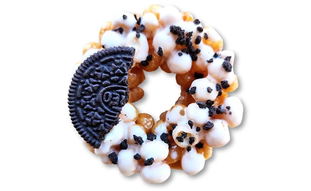 Donut-shaped Sweet Rice Puffs Snack with Oreo Cookie 1