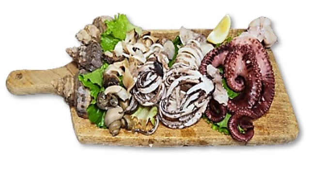 Gekochte Meeresfrüchte Sashimi 1