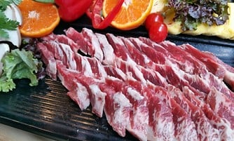 Grillet udbenet oksehøjreb 1