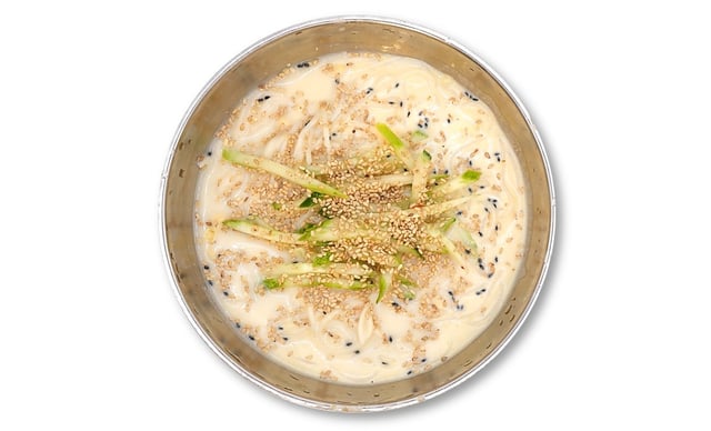 Noodles in Cold Soybean Soup 1