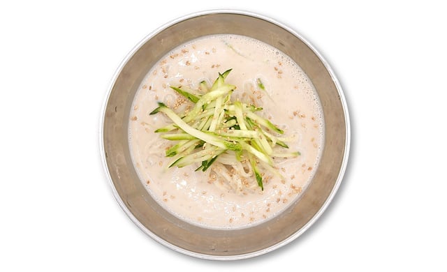 Nudeln in kalter Sojabohnensuppe 1