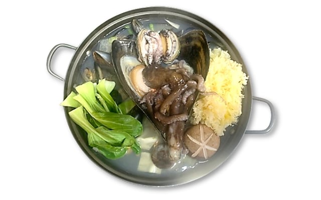 Suppe mit lebendem Oktopus 1