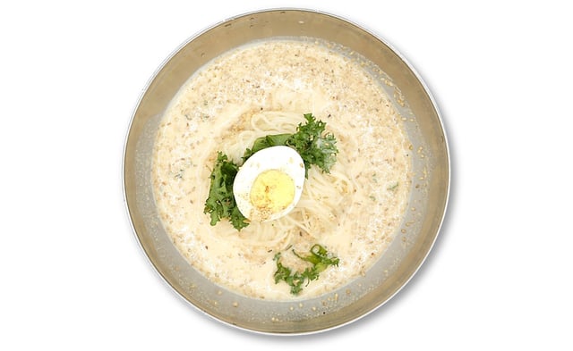 บะหมี่ในซุปถั่วเหลืองเย็น 1