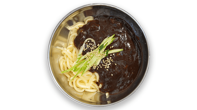 Macarrão com molho de feijão preto 1
