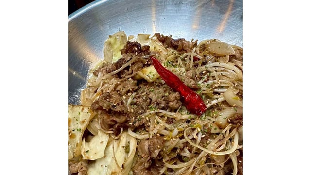 Stir-fried Beef Loin and Mung Bean Sprouts 1