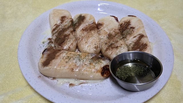 Korean Sweet Pancake with Honey Filling 1