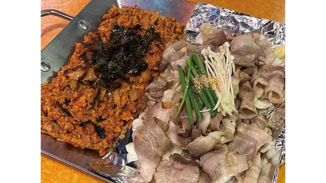 Seaweed Fried Rice with Pork Belly 1