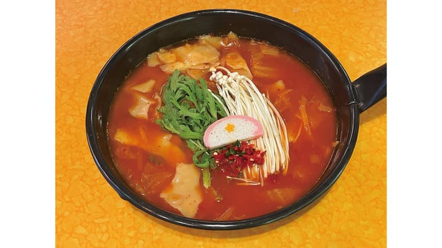 Hand-pulled Dough Soup with Kimchi 1