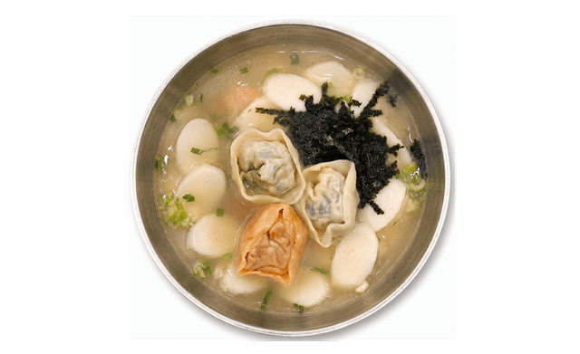 Sliced Rice Cake and Dumpling Soup 1