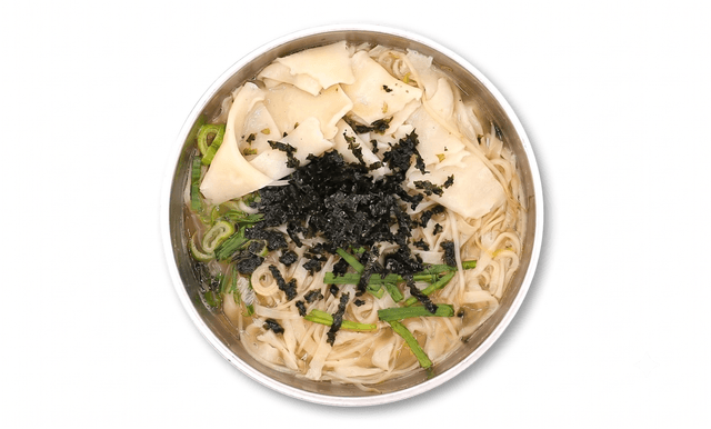 บะหมี่และซุปเส้นทำมือ 1