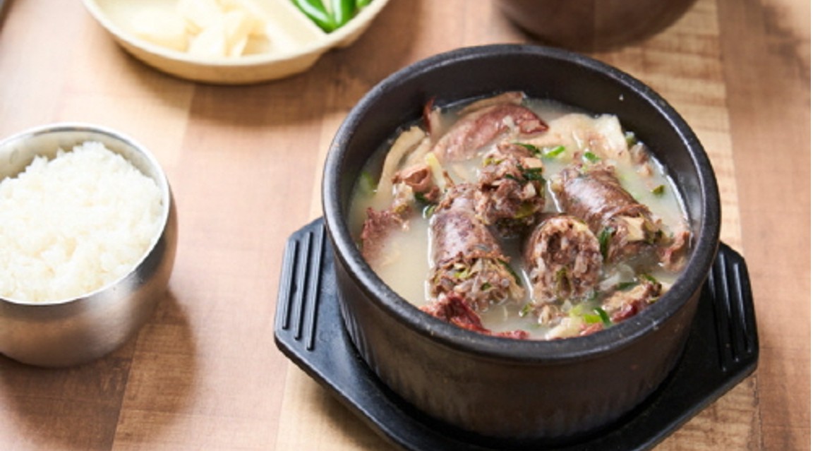 Sup Mi dengan Sosej Korea dan Daging Babi Berisi 1
