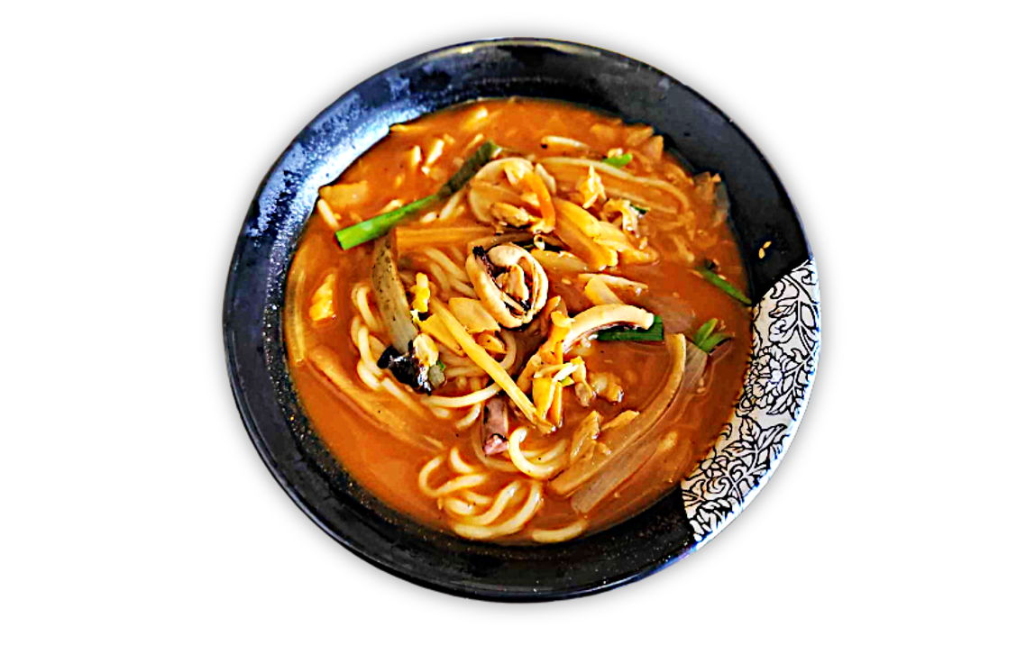 Zuppa di spaghetti ai frutti di mare piccante 1