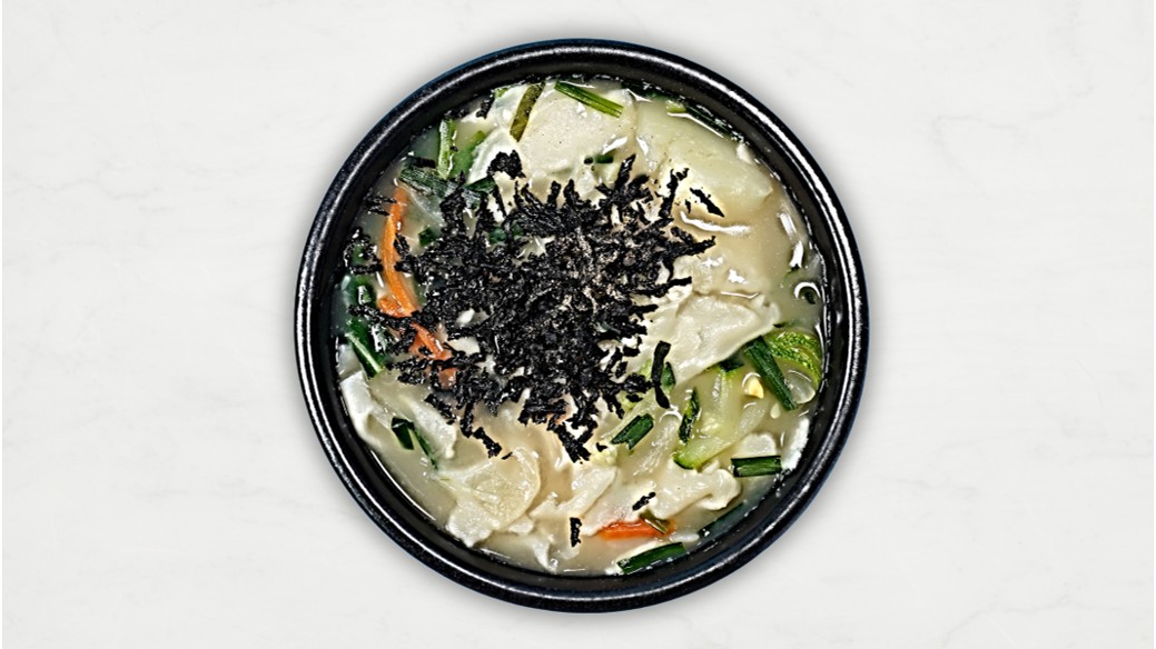 Handgezogene Teigsuppe 1